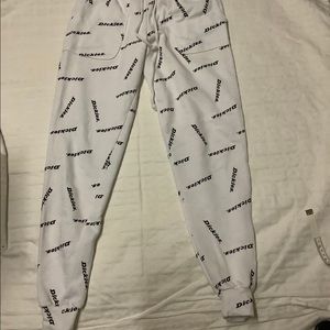 Dickie’s sweatpants